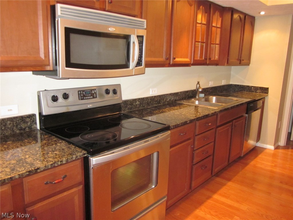 Bay Lndg Condo 02 - Residential