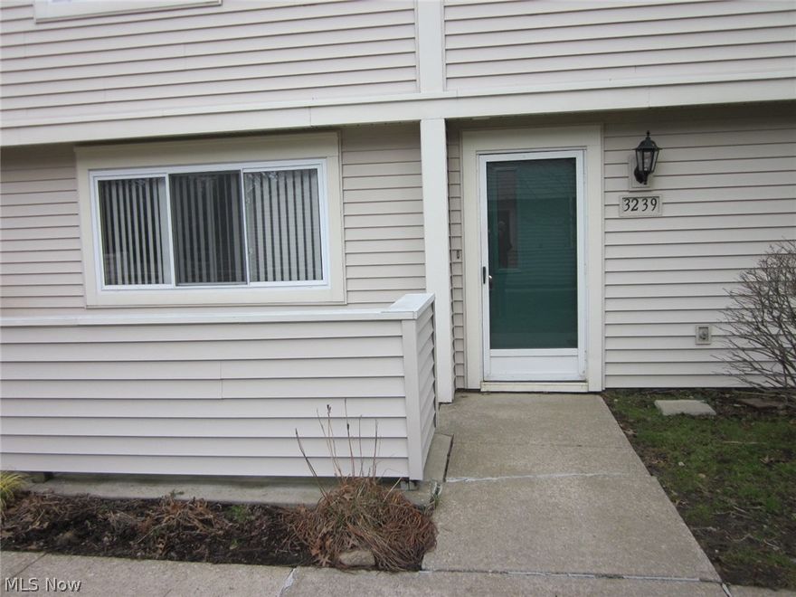 Rarely Available in Bay Landing. Located on a Dead End Street and is an end unit. Garage Access from Unit. All Appliances Stay. Newer Stainless Steel in Kitchen with updated Cabinets and Granite Counter tops. 2 Spacious Bedrooms with ample Closet space. Master Bedroom has a Walk-In closet with plenty of storage. Half Bath on the Main Level. Close to freeways and Shopping