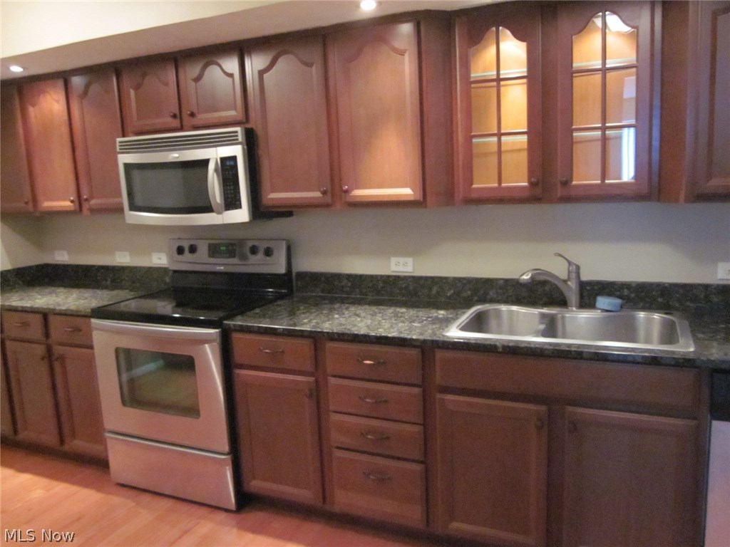 Bay Lndg Condo 02 - Residential