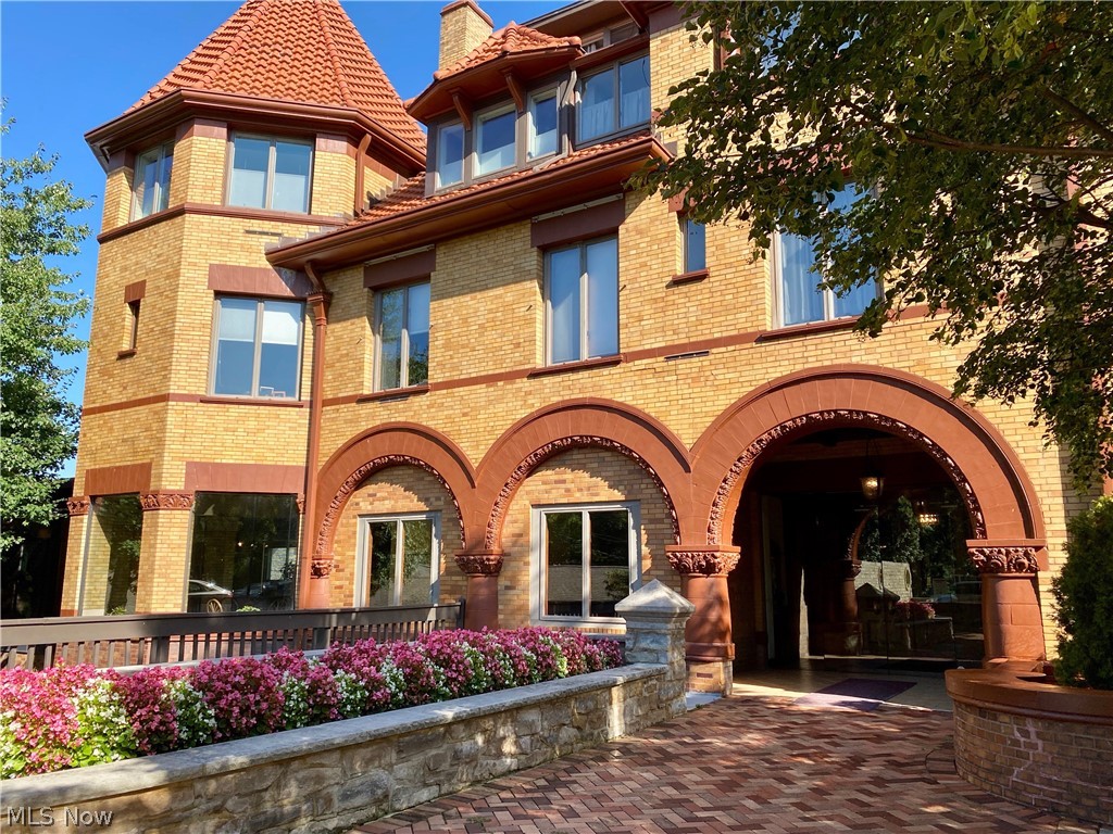 Cashelmara Condo - Residential