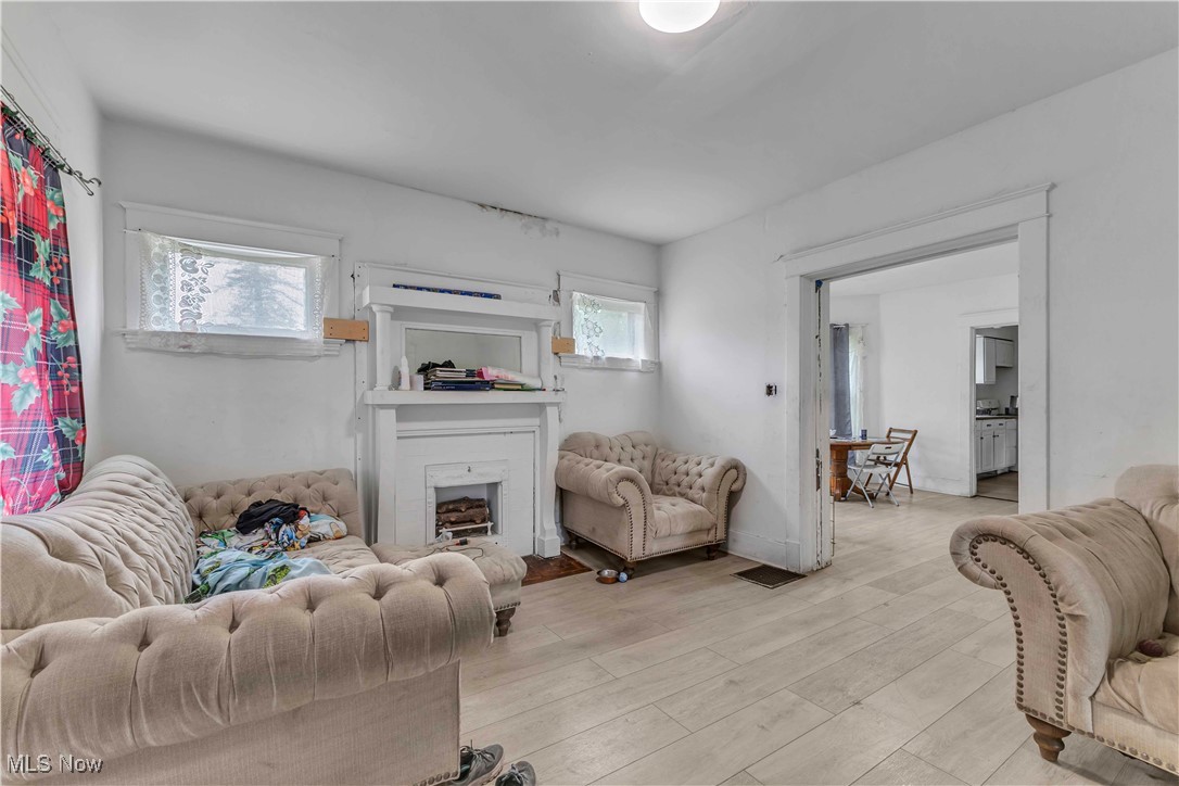 1348 Himrod Avenue, Youngstown, Ohio image 2