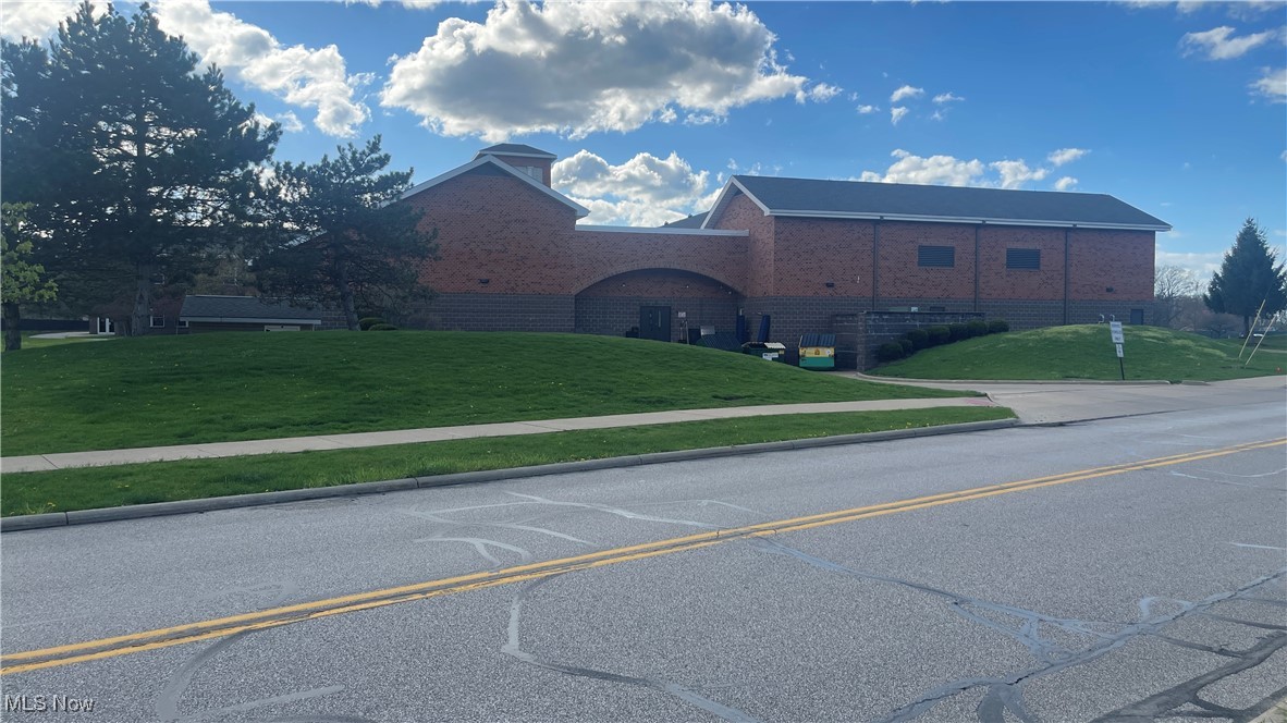 495 Cahoon Road, Bay Village, Ohio image 14
