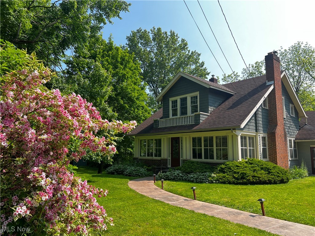 7434 Birkner Drive, Kent, Ohio image 2