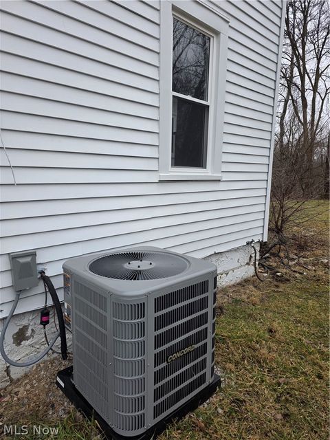 Tiny photo for 39277 Butternut Ridge Road, Elyria, OH 44035 (MLS # 5190523)