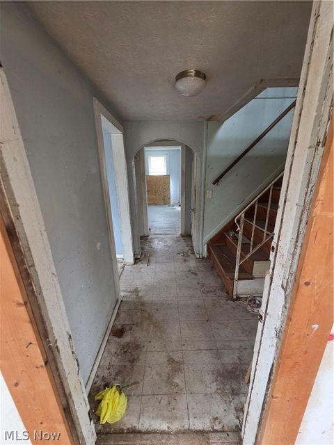 Tiny photo for 39277 Butternut Ridge Road, Elyria, OH 44035 (MLS # 5190523)