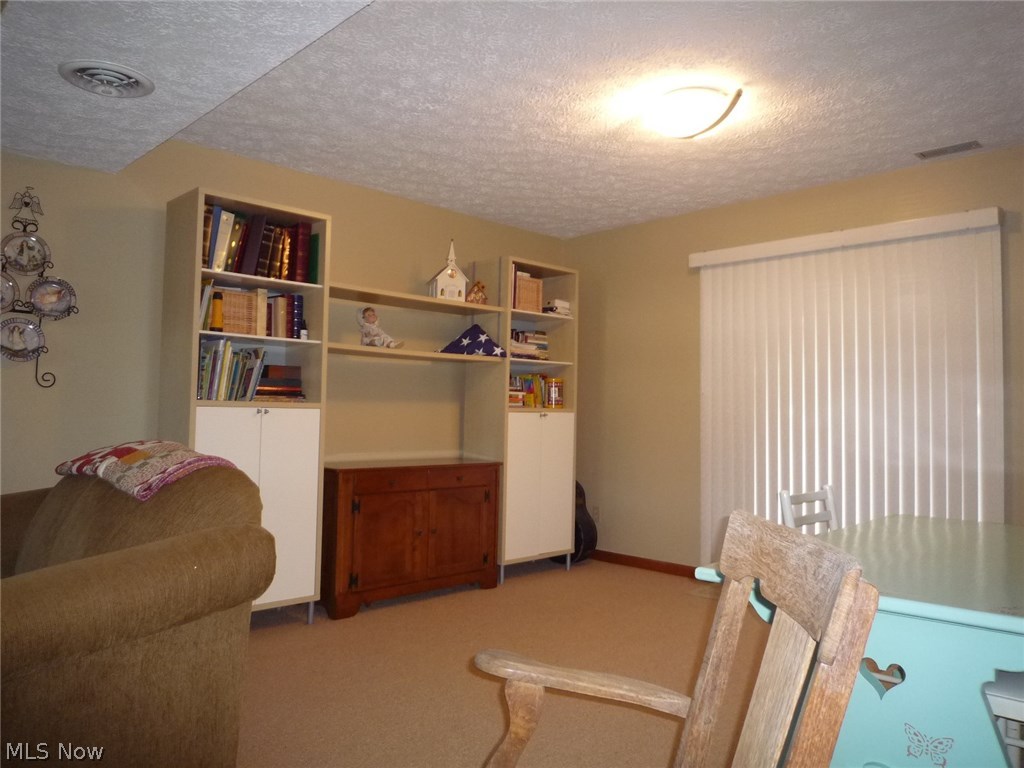 Larchmont Adn - Residential