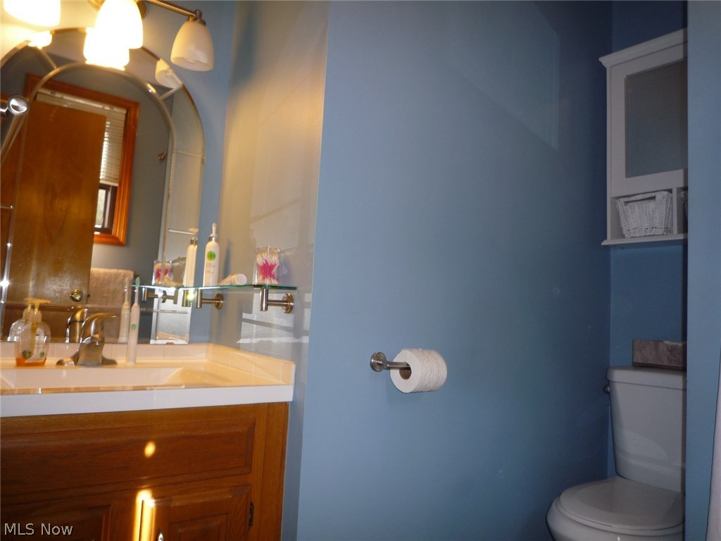 Larchmont Adn - Residential