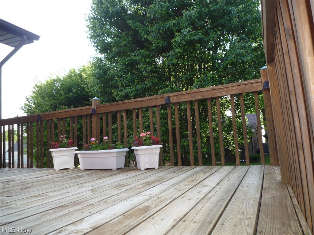 Larchmont Adn - Residential