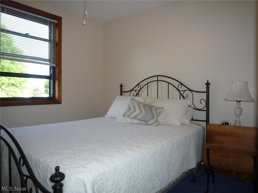 Larchmont Adn - Residential