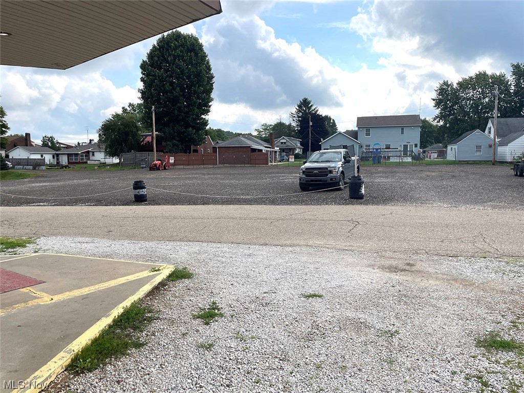 R Guthrie - Commercial Sale