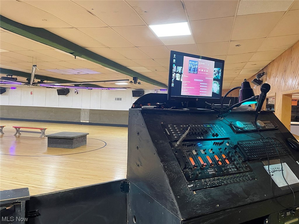 R Guthrie - Commercial Sale