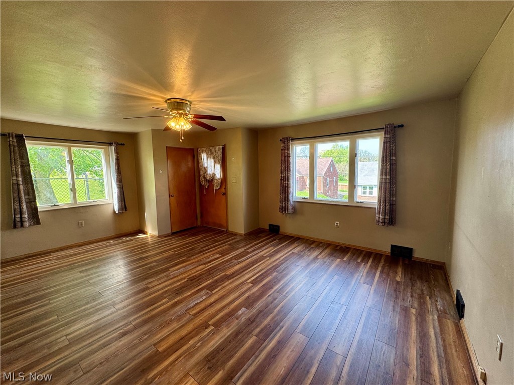 WEIRCREST - Residential