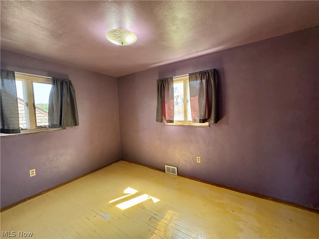 WEIRCREST - Residential