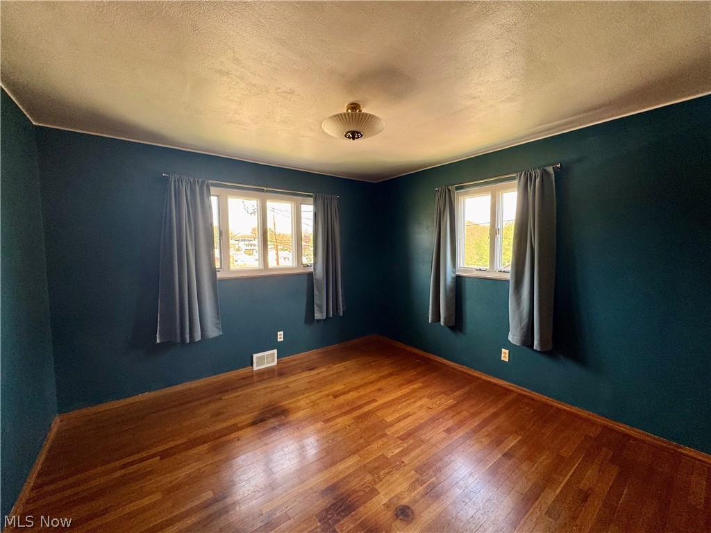 WEIRCREST - Residential