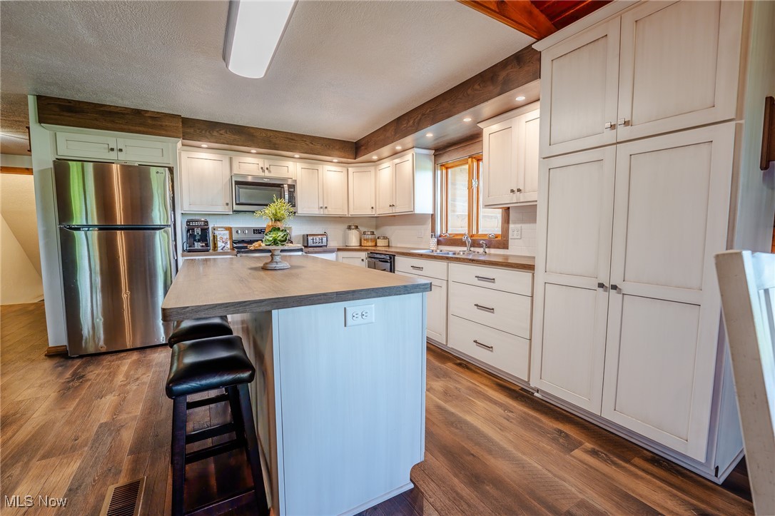 5763 Race Road, Strasburg, Ohio image 7