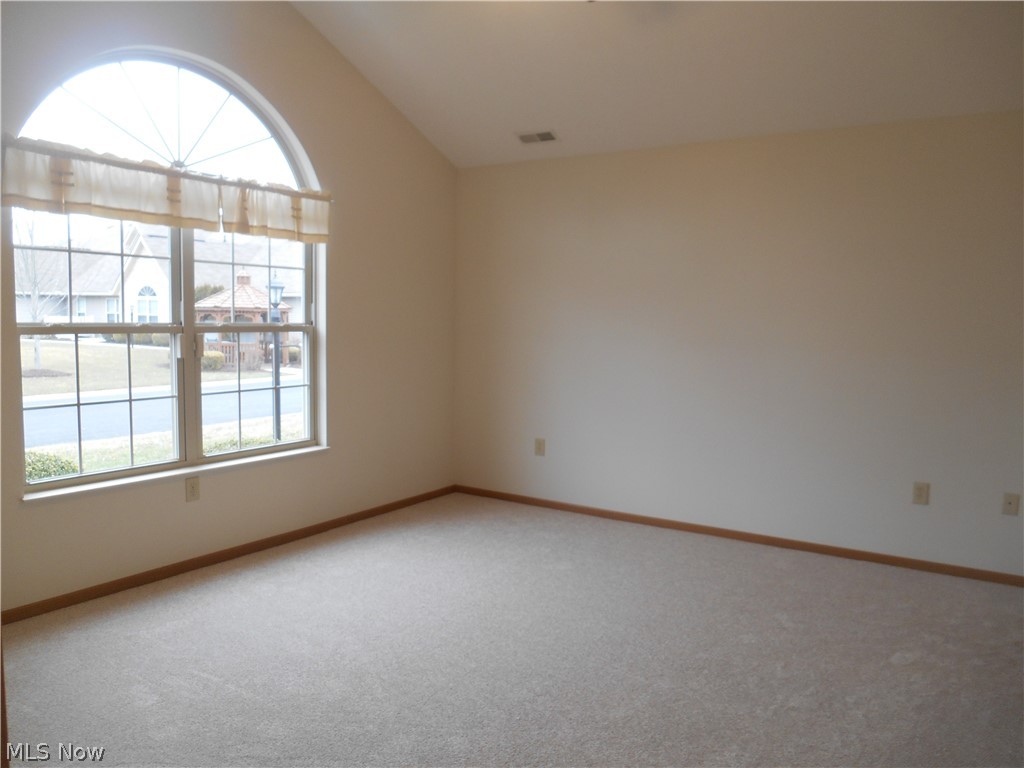 Scotsbury Green Condos - Residential