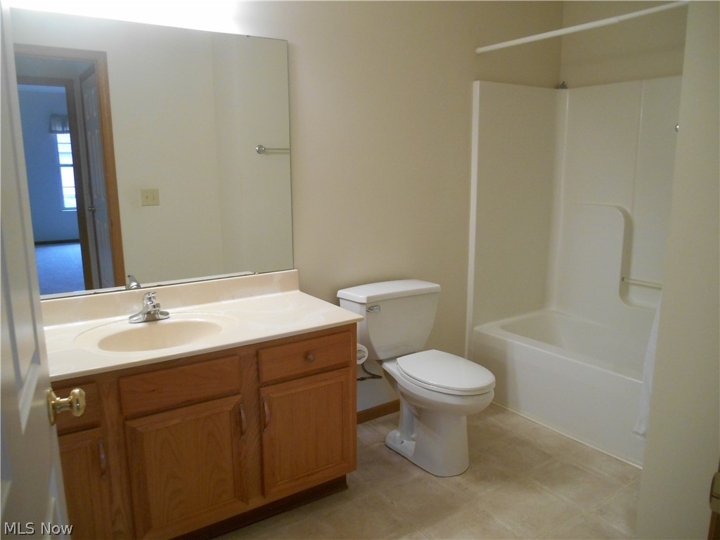 Scotsbury Green Condos - Residential