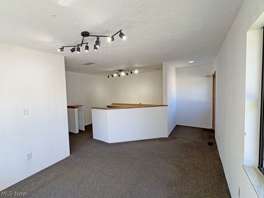1670 Cooper Foster Park Road W A