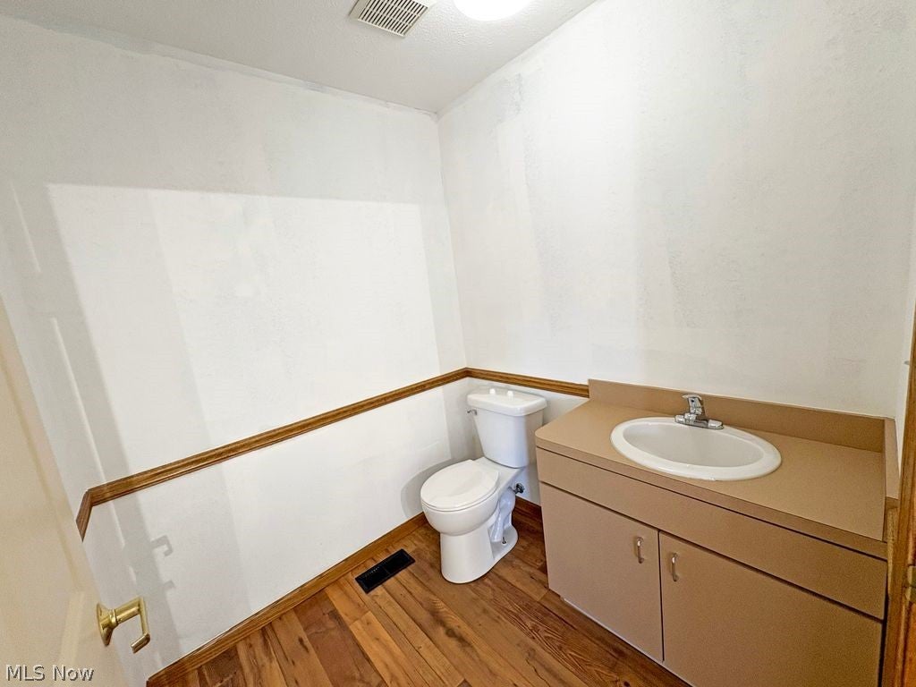 1670 Cooper Foster Park Road W A