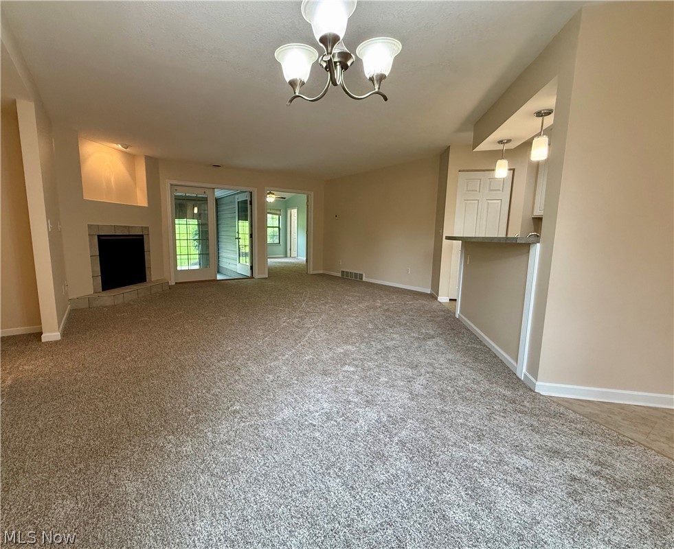 Back Bay At Arrowhead Condo - Residential