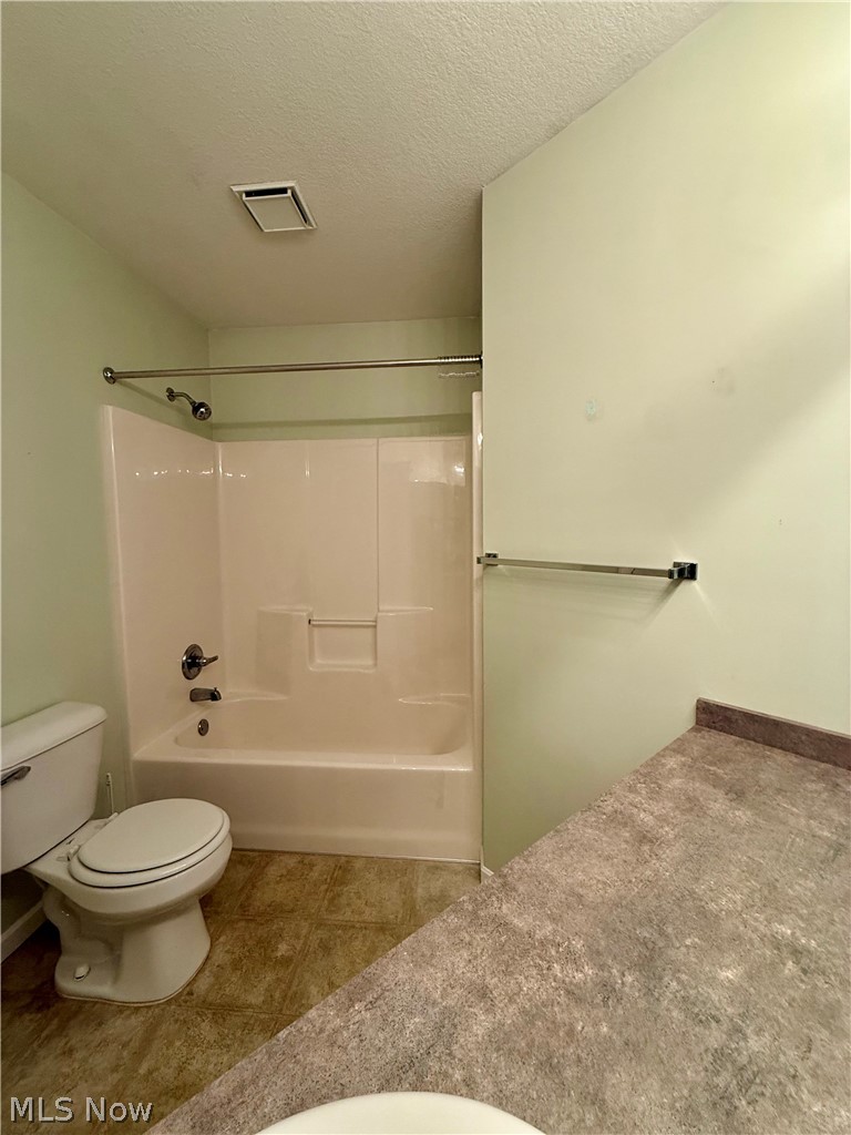 Back Bay At Arrowhead Condo - Residential
