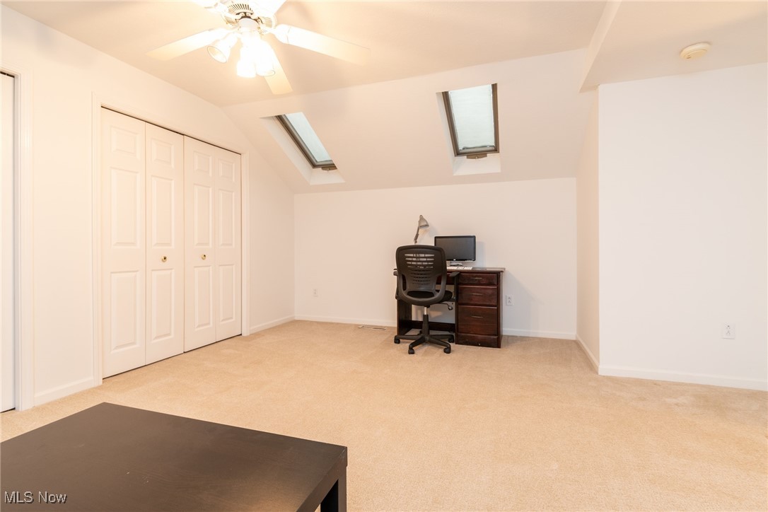 Woodhawk Club Condo II Ph Ix - Residential