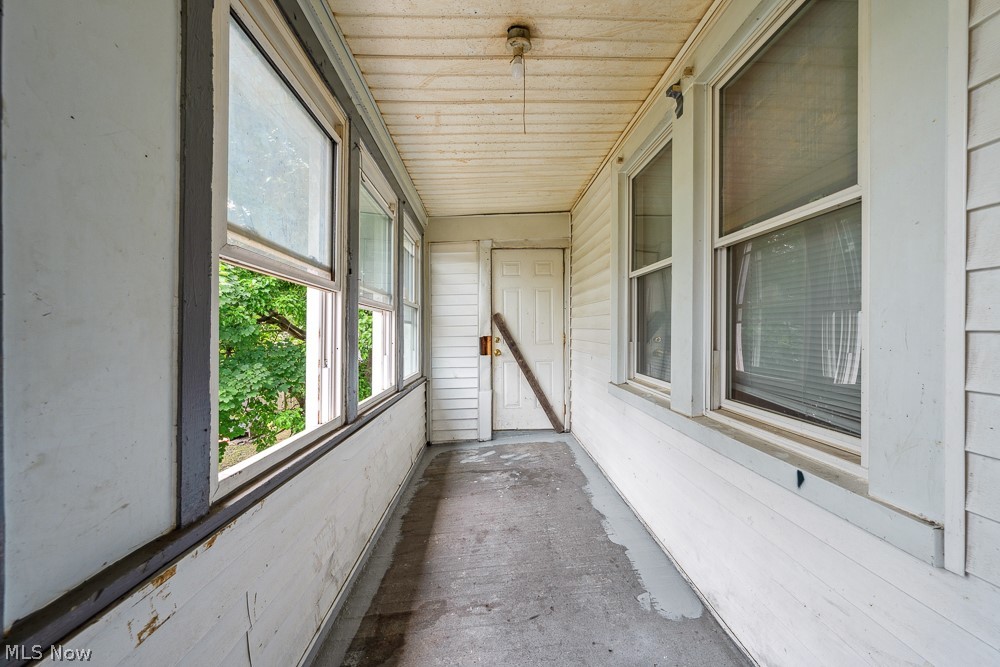 James M Hoyts Sub - Residential Income