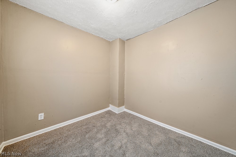 James M Hoyts Sub - Residential Income