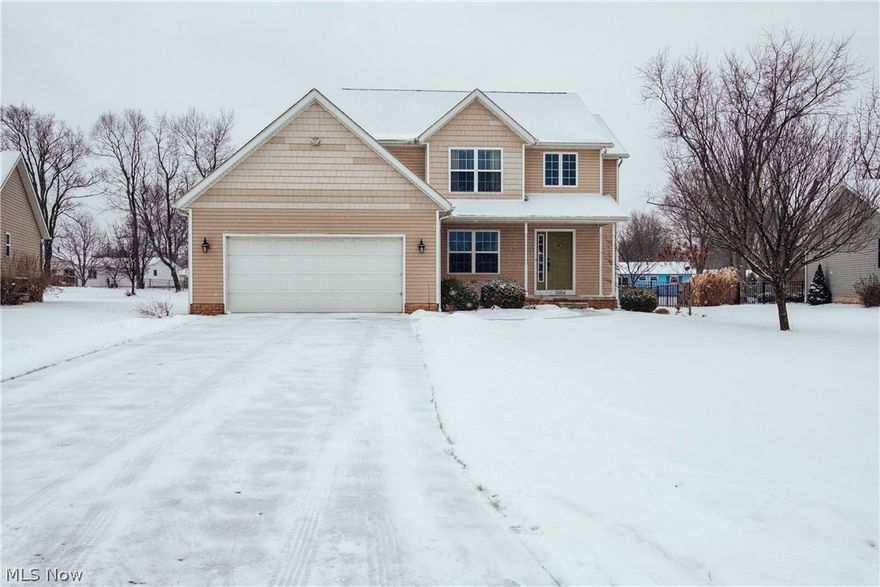 Meticulously maintained and cared for Colonial home close to schools, shopping and highway. The open floor plan is warm and inviting and is wonderful for large and small gatherings alike. Extend living outdoors on the back deck that overlooks the flat fully fenced in backyard. The Lower Level offers additional living space that can be customized to new owners personal preference. The Master retreat is spacious and offers His and Her closets in addition to being ample for sleeping and lounging spaces. The additional 3 second floor bedrooms are also good sized and have nice closet space. Exclude : Washer/Dryerand freestanding Kitchen Island