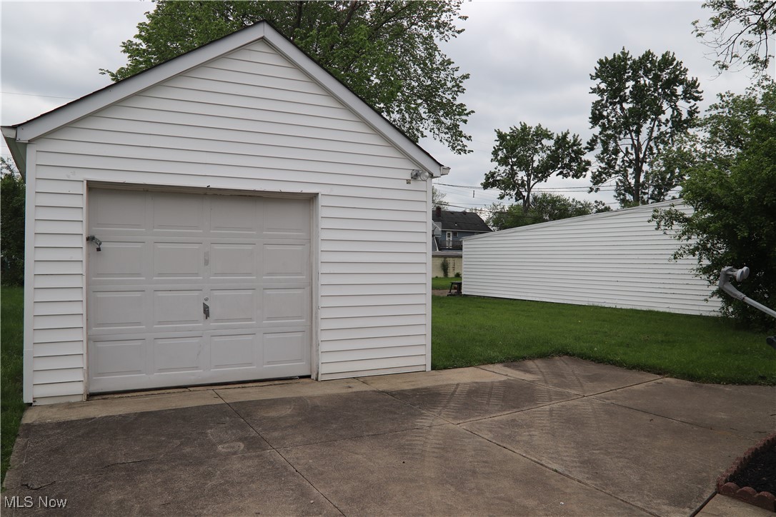 24 Eldred Avenue, Bedford, Ohio image 31