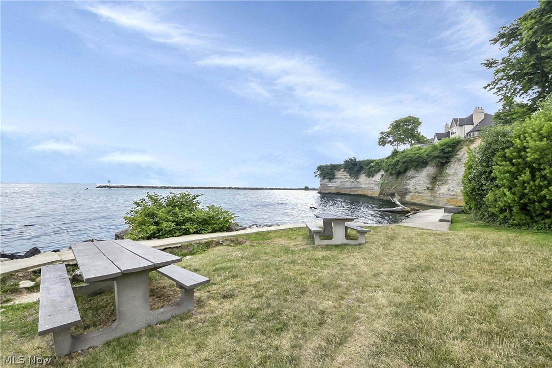 Beach Cliff 1 - Residential