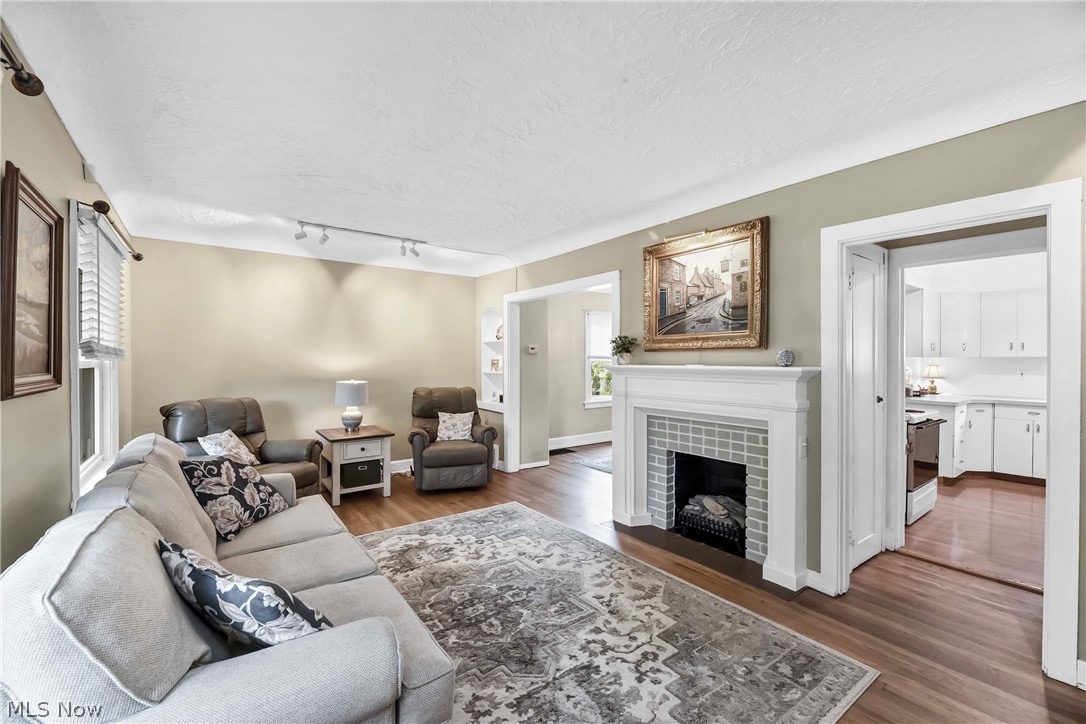 Beach Cliff 1 - Residential