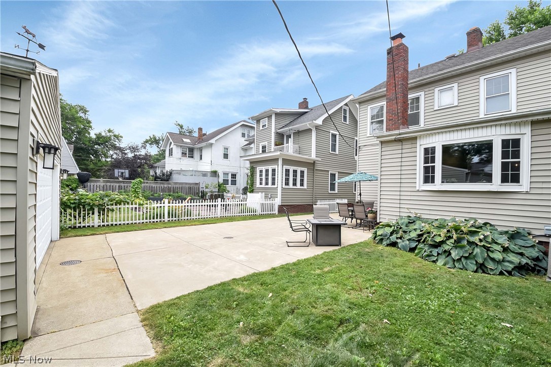 Beach Cliff 1 - Residential