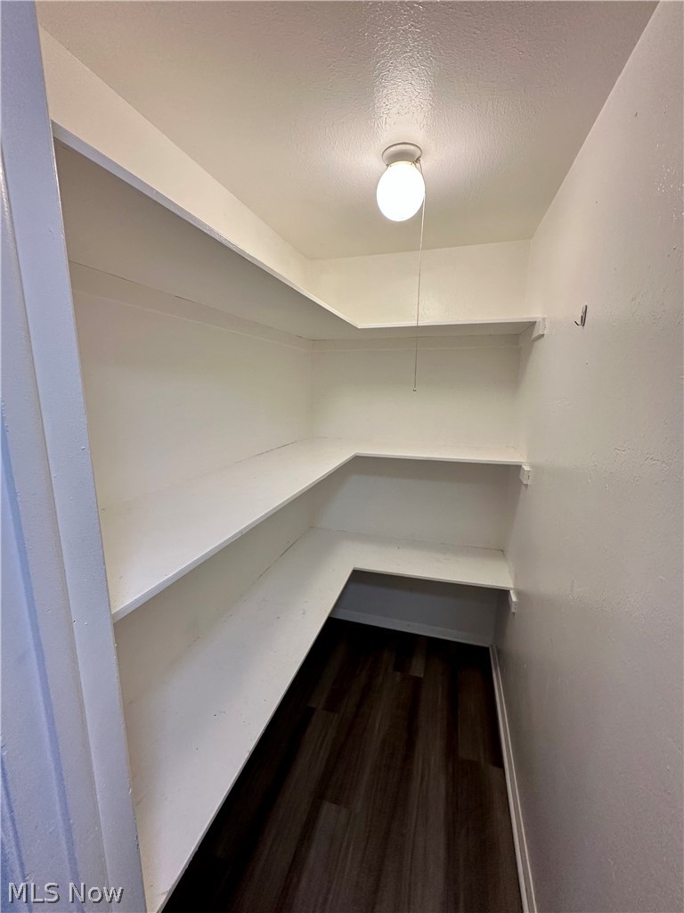 Harborview Sub - Residential Lease