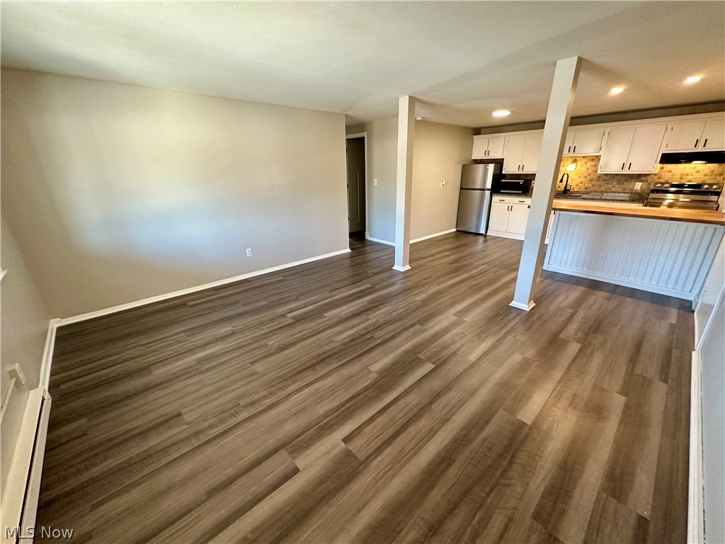 Harborview Sub - Residential Lease