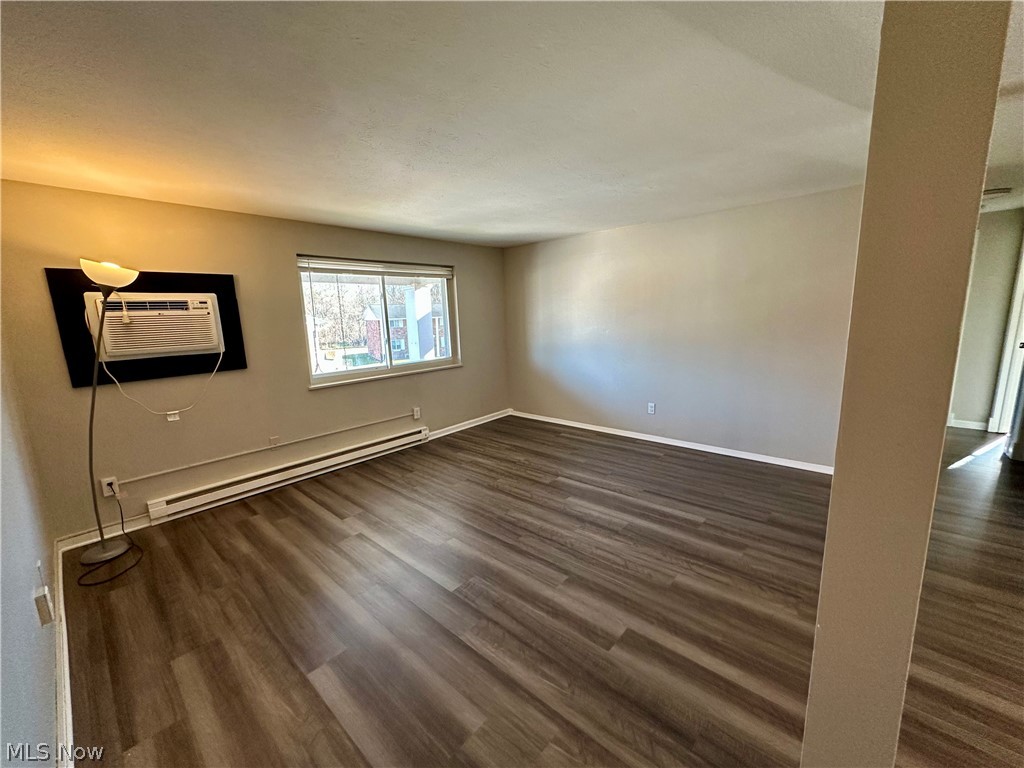 Harborview Sub - Residential Lease