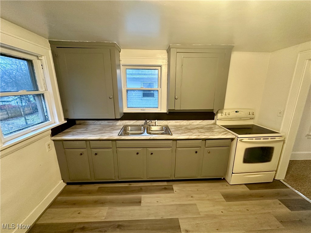 Grant & Steinert - Residential Lease