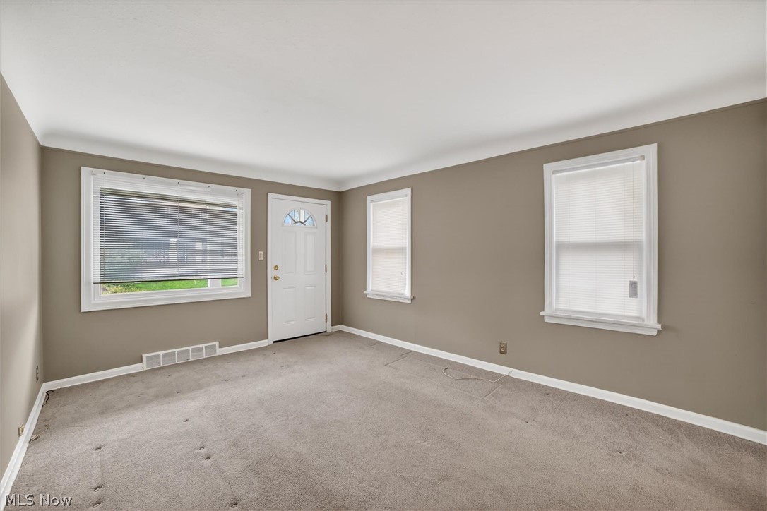 10721 Plymouth Avenue