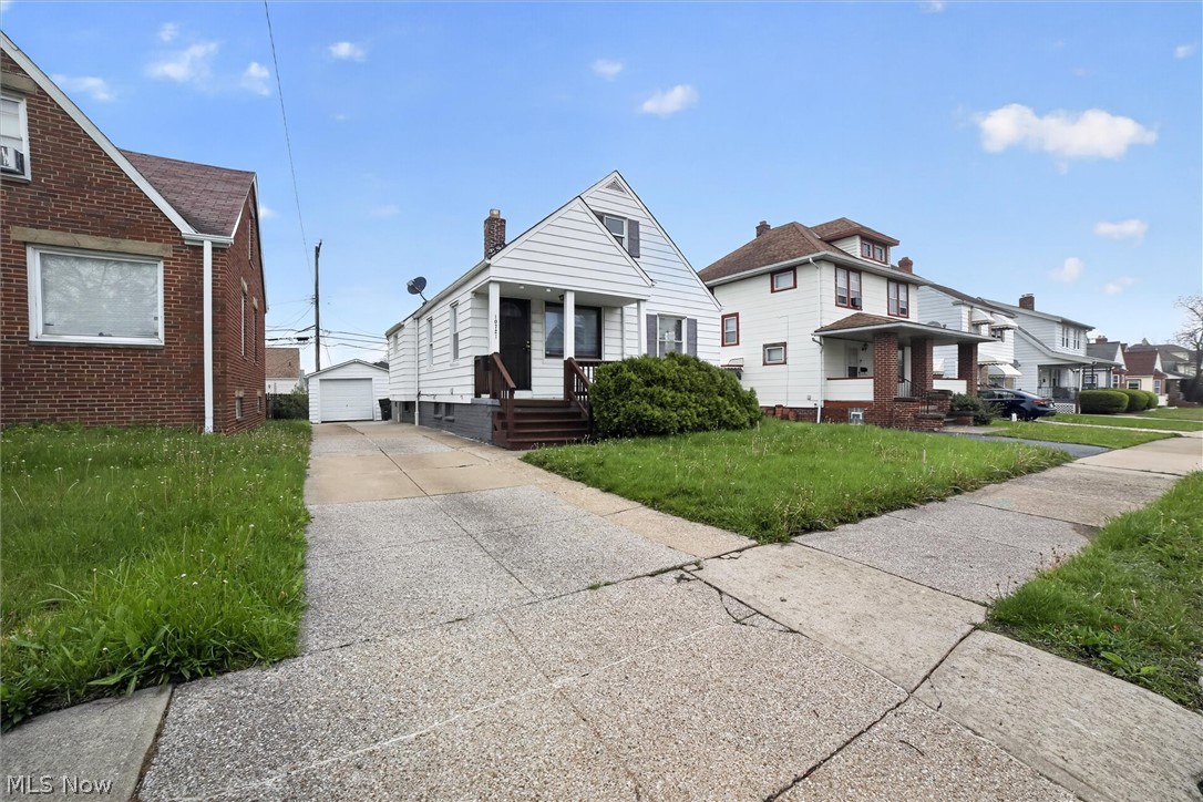 10721 Plymouth Avenue