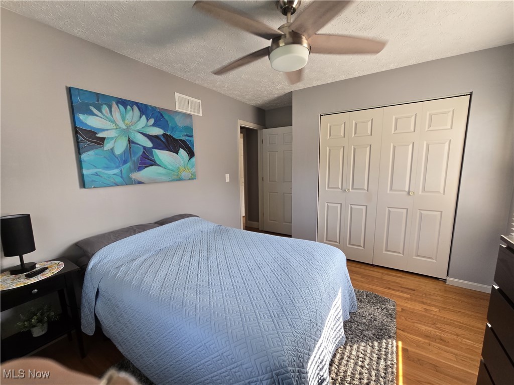 4885 Warwick Drive, Canfield, Ohio image 24