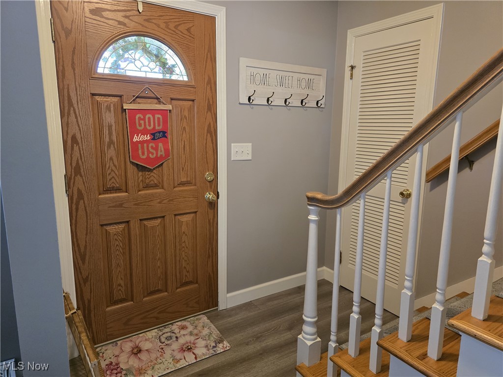 4885 Warwick Drive, Canfield, Ohio image 9