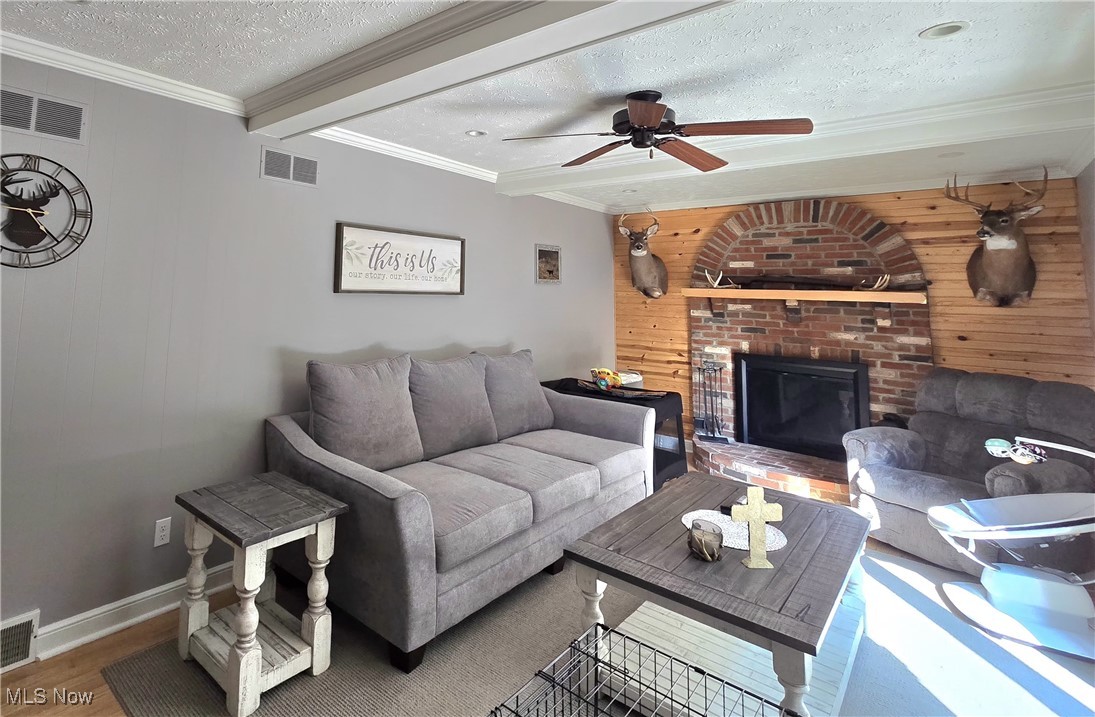 4885 Warwick Drive, Canfield, Ohio image 16