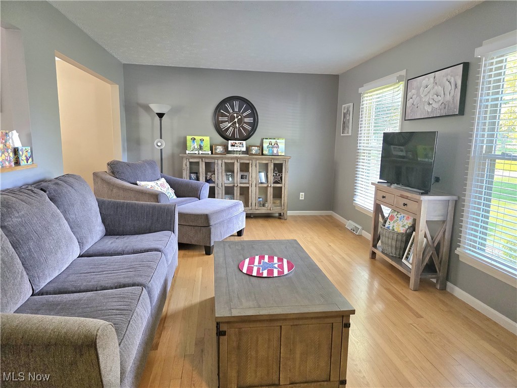 4885 Warwick Drive, Canfield, Ohio image 17
