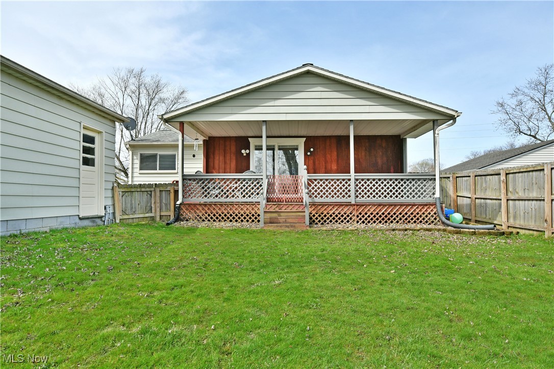 765 Dresden Drive, Hubbard, Ohio image 38