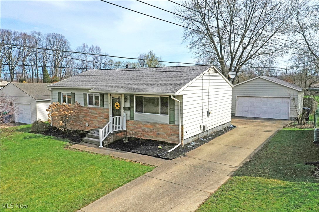 765 Dresden Drive, Hubbard, Ohio image 45