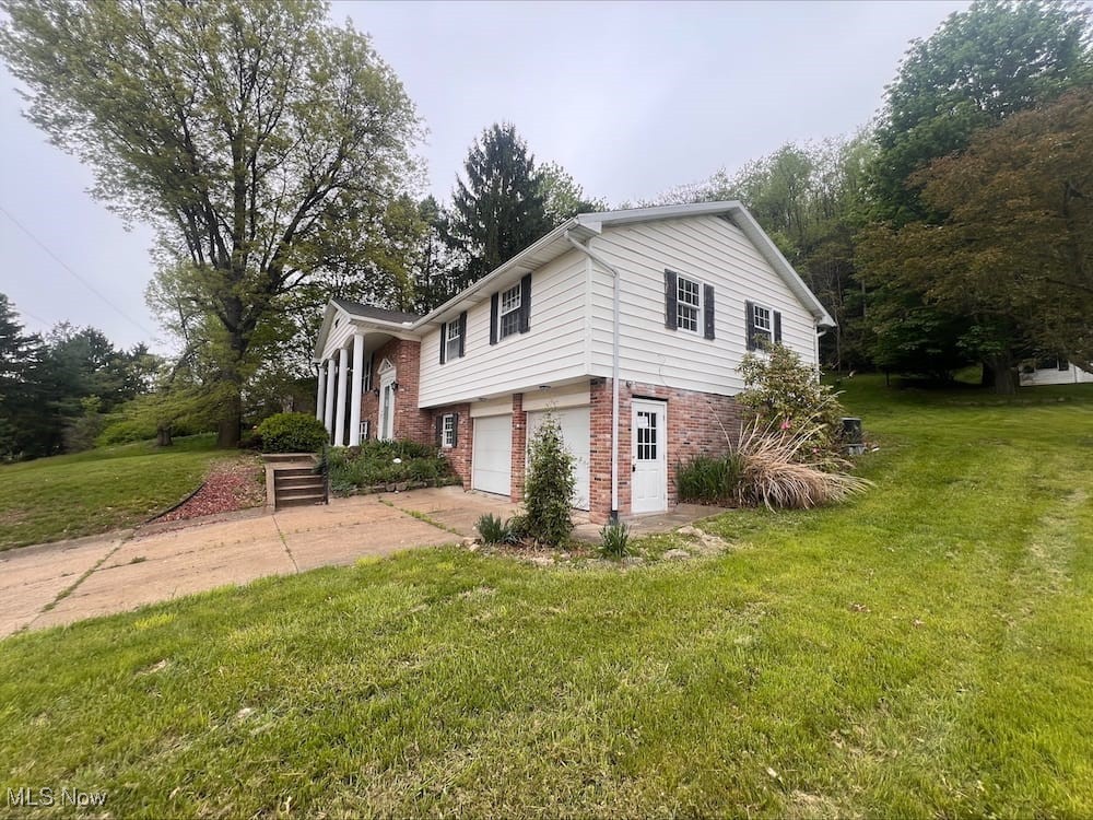 208 Ridgewood Boulevard, Minerva, Ohio image 3
