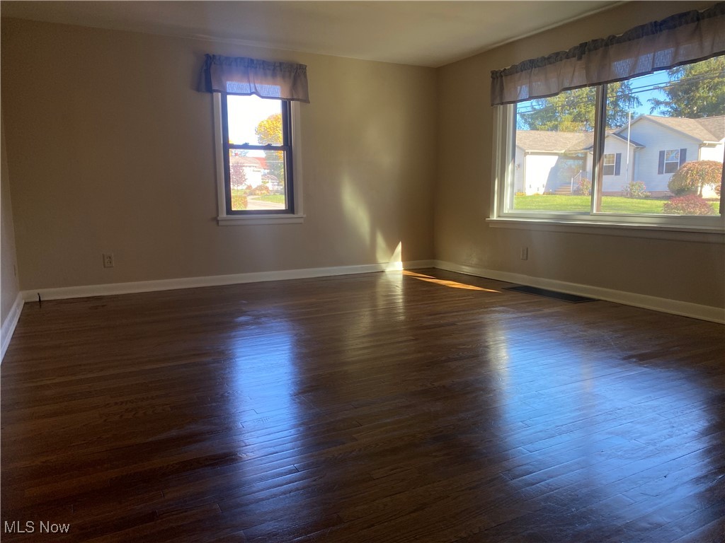 Bradley Flooms 2nd Add - Residential Lease