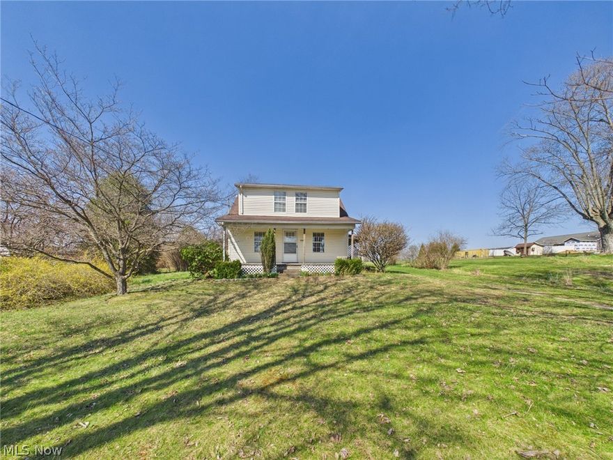 Looking for space, views, and potential? This 2-bedroom home sits on over an acre with peaceful country surroundings and views of horses grazing nearby. Move-in livable with room to update and make your own, featuring main floor laundry, a spacious kitchen, and original character throughout. A great opportunity to enjoy rural living while building equity!