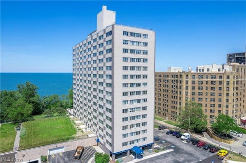 Photo for 12520 Edgewater Drive 1108