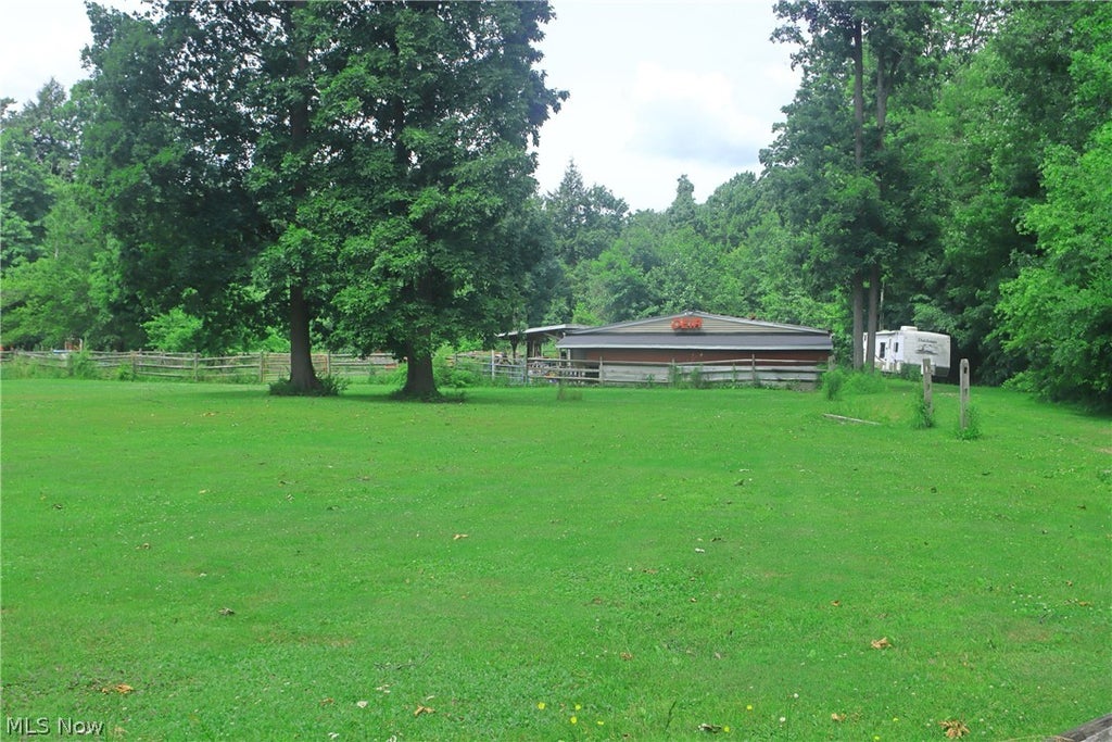 Photo of 7250 Brakeman Road, Leroy, OH 44077 (MLS # 5219740)